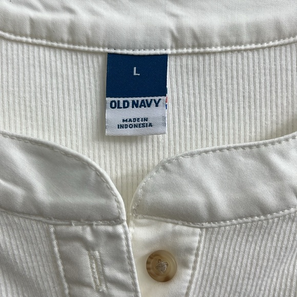 Cream top - Picture 3 of 4